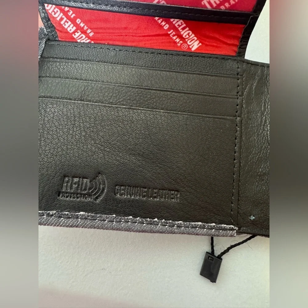 True Religion Reece horseshoes bifold wallet leather RFID Black and Red Wallet